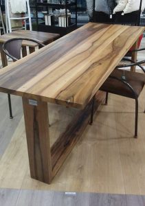 mesas de madera de nogal